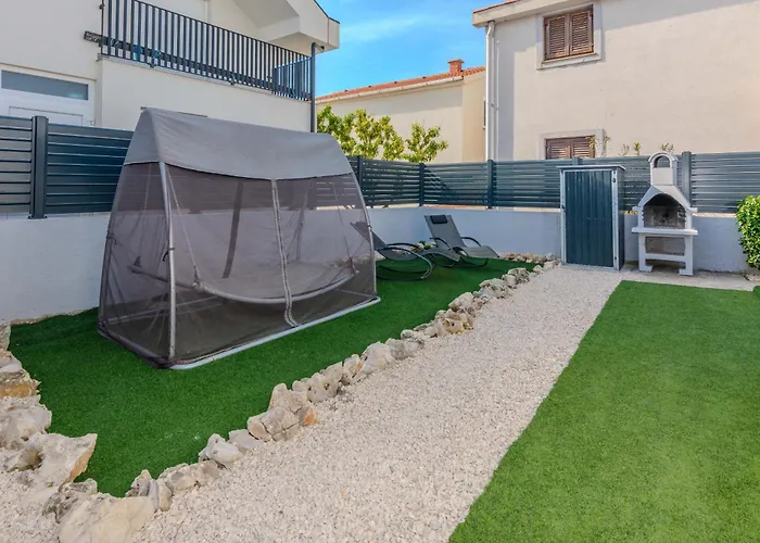 Apartman With Parking Space - 21751