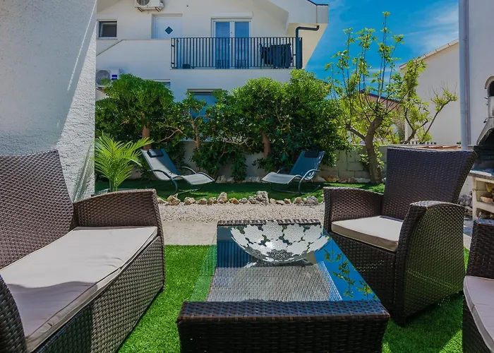 With Parking Space - 21751 Apartman